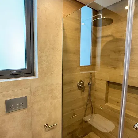 Malberry Park 304 - Modern 2bedroom With Shared Heated Pool, Sauna, Gym, Jacuzzi *