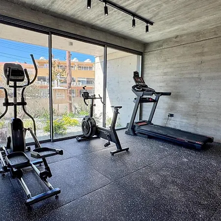 Apartment Malberry Park 304 - Modern 2 Bedroom With Pool, Gym, Jaccuzi *