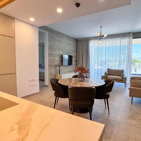 Apartament Malberry Park 304 - Modern 2bedroom With Shared Heated Pool, Sauna, Gym, Jacuzzi Pafos