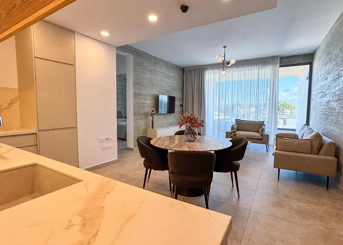 Lägenhet Malberry Park 304 - Modern 2bedroom With Shared Heated Pool, Sauna, Gym, Jacuzzi Paphos