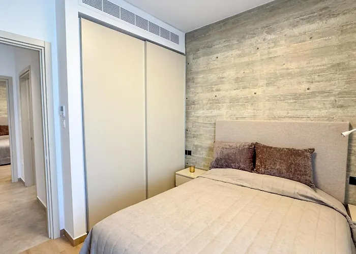 Malberry Park 304 - Modern 2bedroom With Shared Heated Pool, Sauna, Gym, Jacuzzi