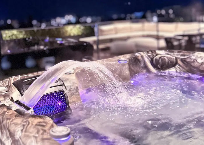 Lägenhet Malberry Park 304 - Modern 2bedroom With Shared Heated Pool, Sauna, Gym, Jacuzzi *